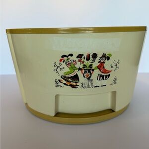 Vintage sterilite , Lazy Susan Flour, Tea, Sugar, Coffee, storage containers